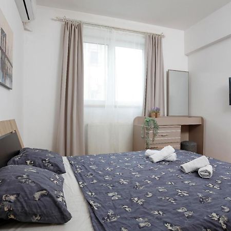 Rico'S 3 Bedroom City Center Apartment Βουκουρέστι Εξωτερικό φωτογραφία